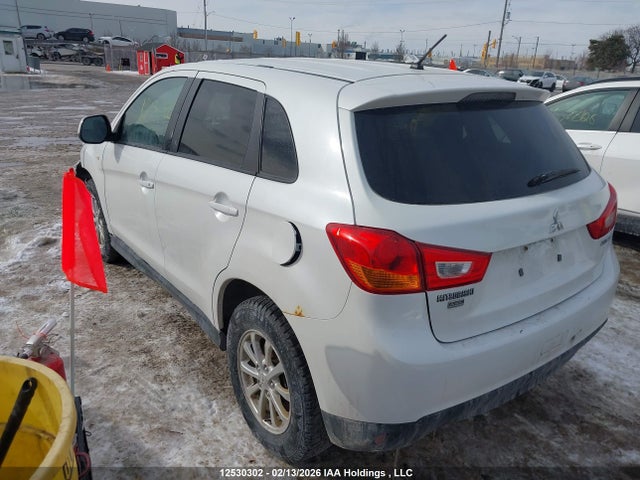Mitsubishi RVR SE 2014 4A4AJ3AU7EE602823 Image 3