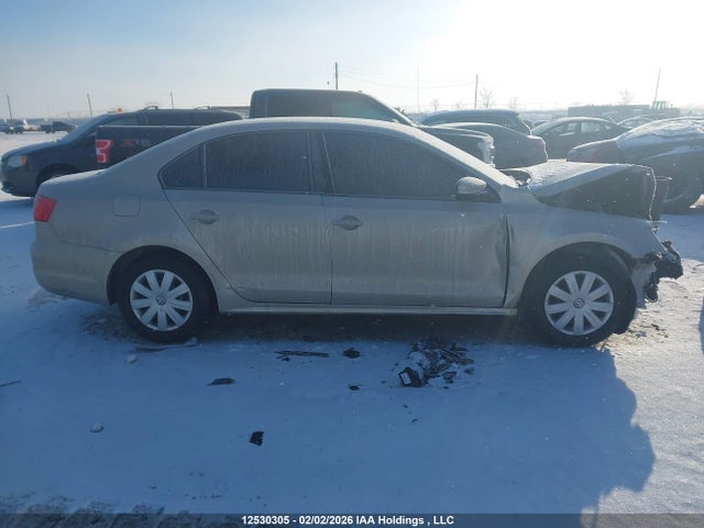 3VW2K7AJ1EM281200 Volkswagen Jetta 2.0l Trendline+