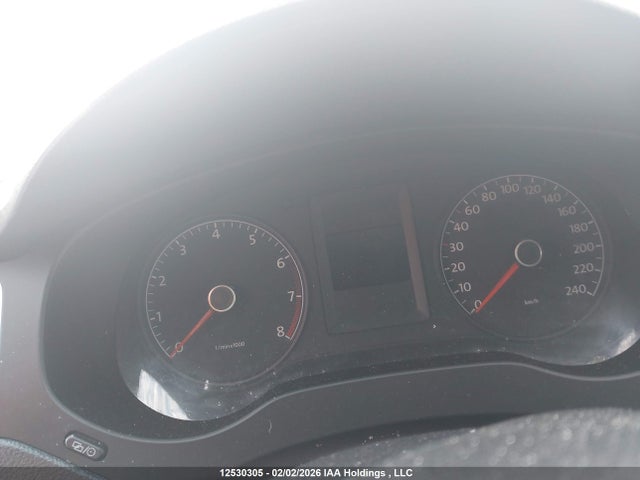 3VW2K7AJ1EM281200 Volkswagen Jetta 2.0l Trendline+