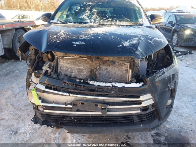 5TDJZRFH6JS533996 Toyota Highlander Se/xle