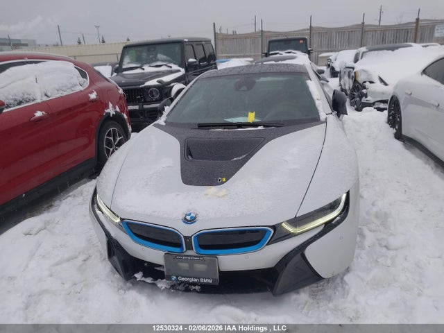 WBY2Z2C5XFV391430 BMW I8