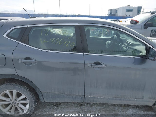 JN1BJ1CR0KW336420 Nissan Qashqai S/sl/sv
