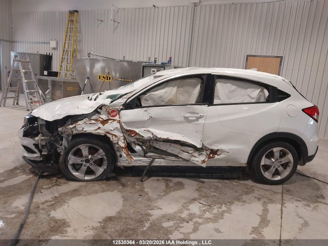 3CZRU5H32NM100431 Honda HR-V