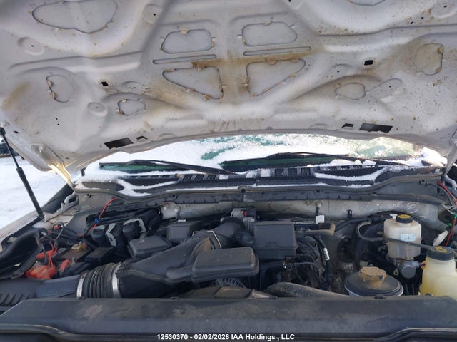 Ford F-350 Chassis Xlt 2022 1FD8W3F68NEC50140 Image 10