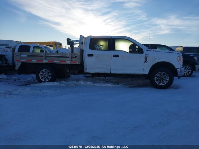 Ford F-350 Chassis Xlt 2022 1FD8W3F68NEC50140 Image 13