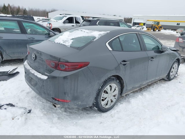 JM1BPAB75M1350437 Mazda MAZDA3