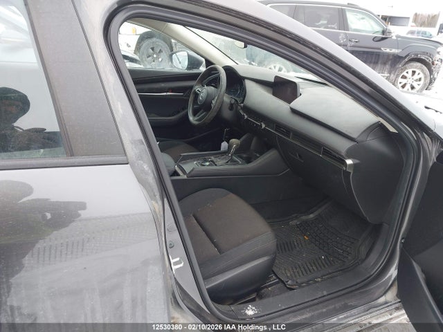 JM1BPAB75M1350437 Mazda MAZDA3