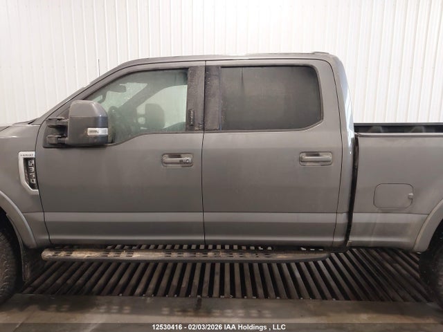 2022 Ford F-350 Lariat მანქანა იყიდება აუქციონზე, vin: 1FT8W3BN8NEF17665, აუქციონის ნომერი: 12530416