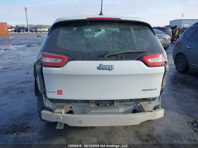 1C4PJLAB7HW630121 Jeep Cherokee Sport