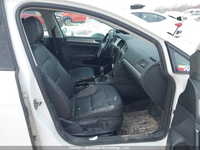 3VWA17AUXFM508460 Volkswagen Golf Sportwagen S