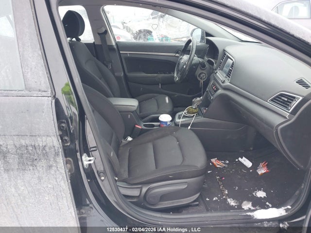 KMHD84LF0JU600461 Hyundai ELANTRA GL