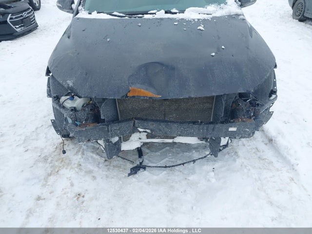 KMHD84LF0JU600461 Hyundai ELANTRA GL