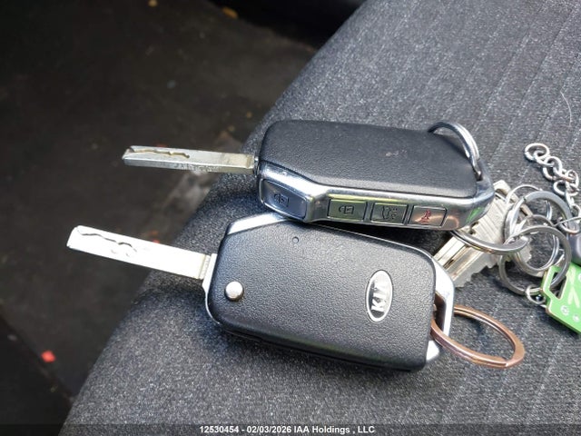 KNDJ33AU9L7057579 KIA SOUL EX