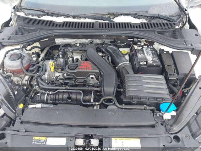 3VWGM7BU7NM016161 Volkswagen Jetta Highline
