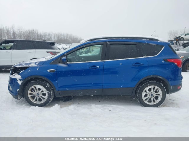 1FMCU9HD6KUB70884 Ford ESCAPE SEL