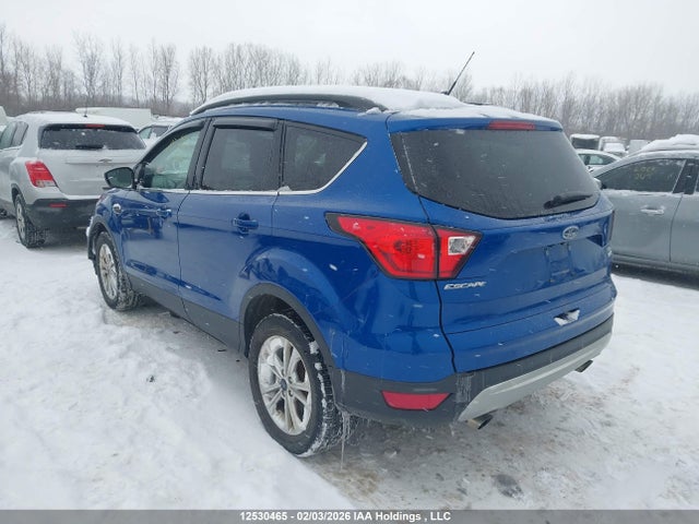 1FMCU9HD6KUB70884 Ford ESCAPE SEL