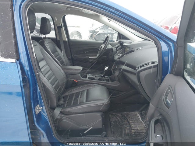1FMCU9HD6KUB70884 Ford ESCAPE SEL