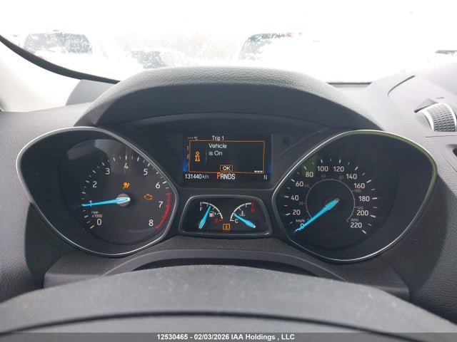 1FMCU9HD6KUB70884 Ford ESCAPE SEL