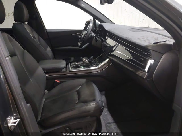 WA1MXAF70MD033869 Audi Q7 Progressiv
