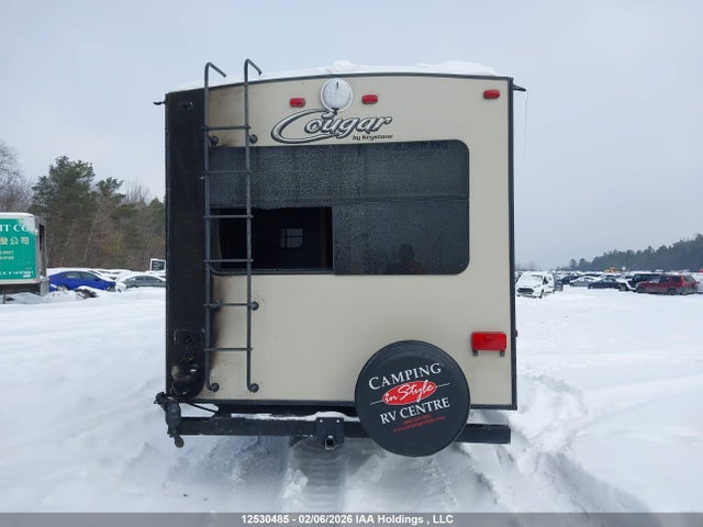 4YDF29R25G2506156 Cougar Roulotte 40pieds