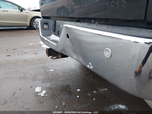 1C6RR7LM7GS298427 RAM 1500 Slt