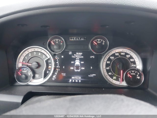1C6RR7LM7GS298427 RAM 1500 Slt