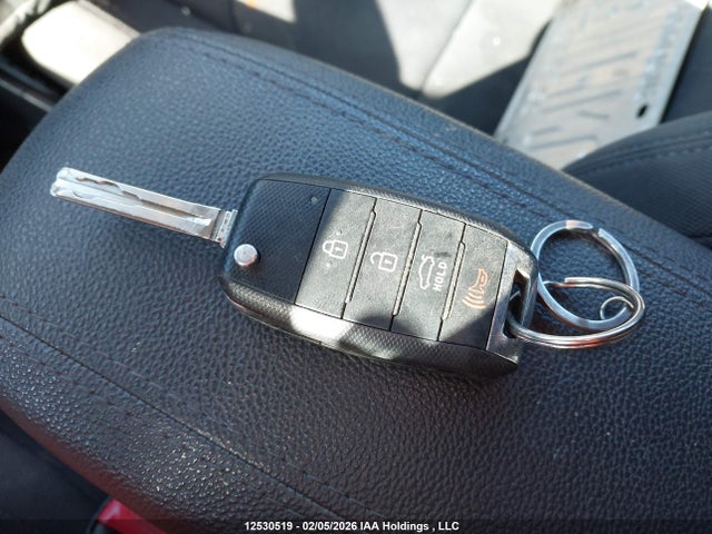 12530519 :رقم المزاد ، KNADN5A35G6549271 vin ، 2016 Kia Rio مزاد بيع