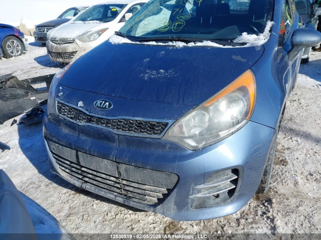 12530519 :رقم المزاد ، KNADN5A35G6549271 vin ، 2016 Kia Rio مزاد بيع