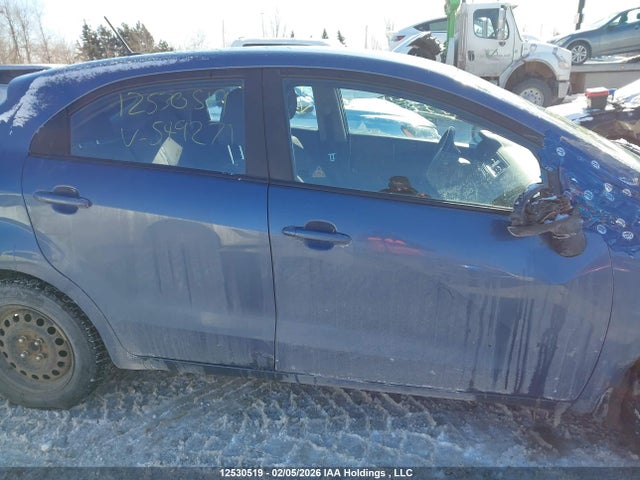 12530519 :رقم المزاد ، KNADN5A35G6549271 vin ، 2016 Kia Rio مزاد بيع