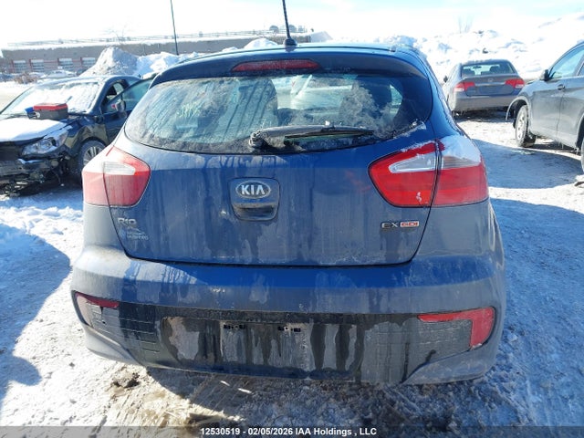 12530519 :رقم المزاد ، KNADN5A35G6549271 vin ، 2016 Kia Rio مزاد بيع