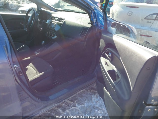 12530519 :رقم المزاد ، KNADN5A35G6549271 vin ، 2016 Kia Rio مزاد بيع