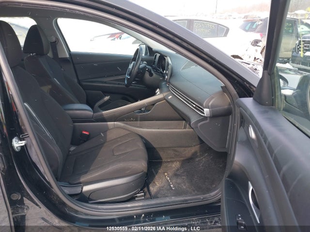 KMHLM4AG7PU563078 Hyundai ELANTRA SEL