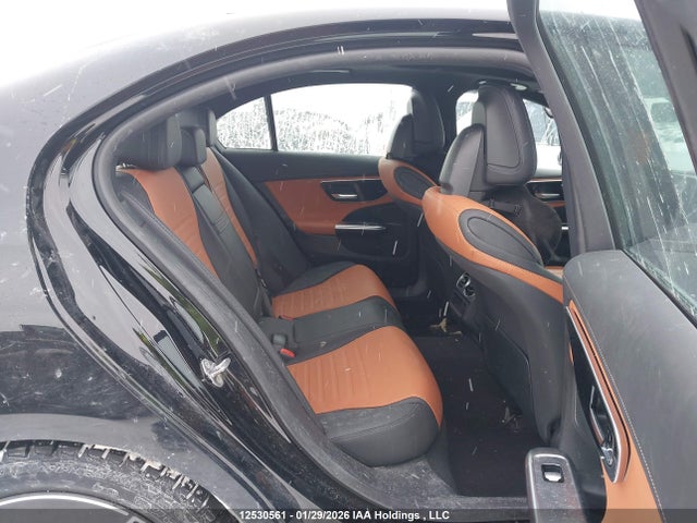 W1KAF4HB3PR126722 Mercedes-Benz C 300 4matic