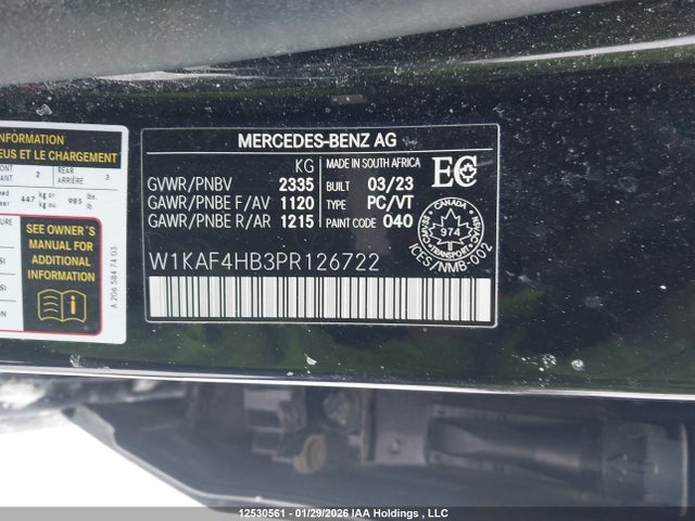 W1KAF4HB3PR126722 Mercedes-Benz C 300 4matic