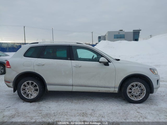 WVGRF7BP8HD000496 Volkswagen Touareg