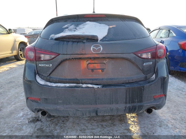 3MZBN1L7XHM122217 Mazda Mazda3 Gs