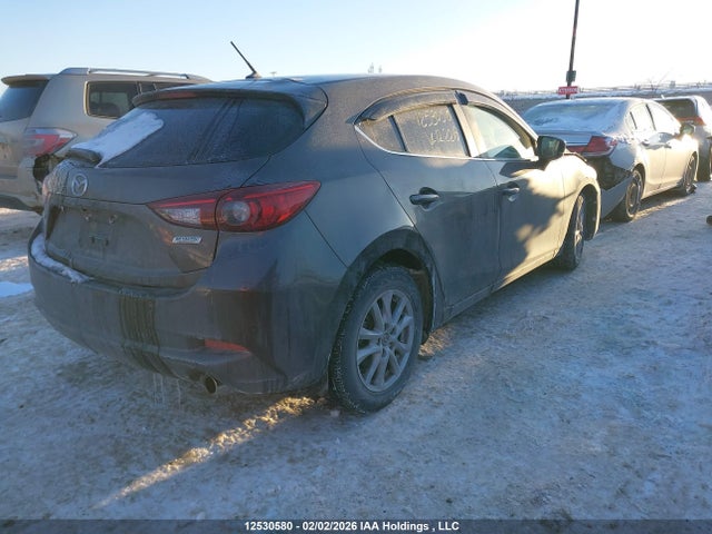 3MZBN1L7XHM122217 Mazda Mazda3 Gs
