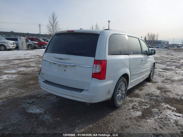 2C4RC1CG2FR697005 Chrysler Town &amp; Country Touring L