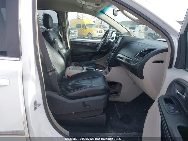 2C4RC1CG2FR697005 Chrysler Town &amp; Country Touring L