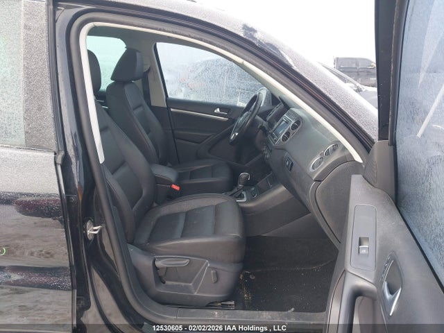 WVGMV7AX8HK026137 Volkswagen Tiguan Comfortline
