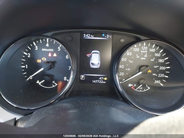 JN1BJ1CR2JW258219 Nissan Qashqai S/sl/sv