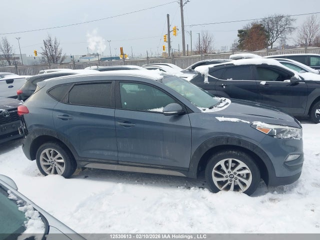 KM8J3CA4XHU455503 Hyundai Tucson Limited/sport And Eco/se