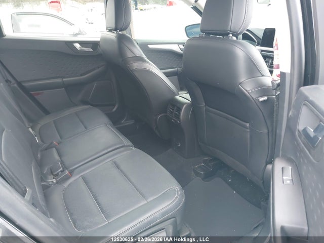 1FMCU9H69LUB21195 Ford ESCAPE SEL