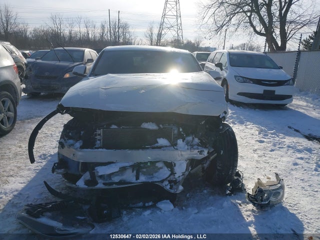 WBXYJ5C3XJEF77244 BMW X2 Xdrive28i