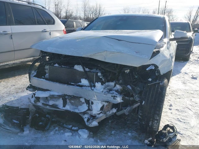 WBXYJ5C3XJEF77244 BMW X2 Xdrive28i