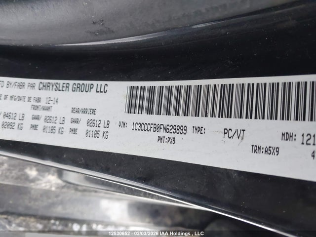 1C3CCCFB0FN629899 Chrysler 200 LX