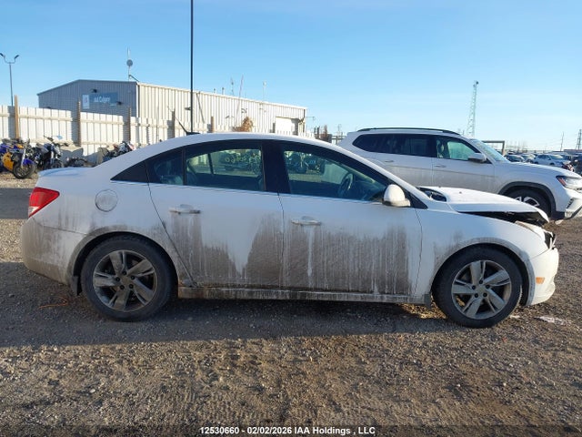 1G1P75SZ6E7439035 Chevrolet Cruze