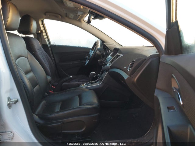 1G1P75SZ6E7439035 Chevrolet Cruze
