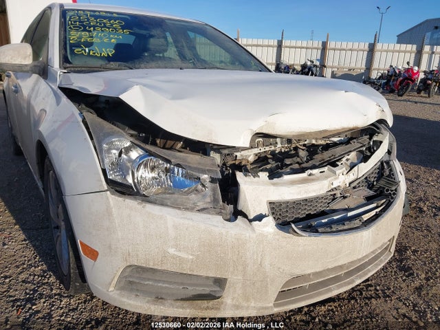 1G1P75SZ6E7439035 Chevrolet Cruze