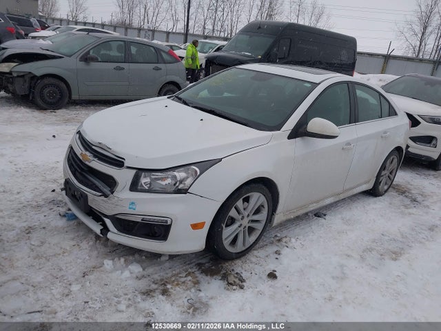 1G1PE5SB0F7251122 Chevrolet Cruze 2lt
